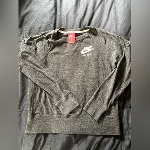 NIKE Youth large gray lightweight crew neck